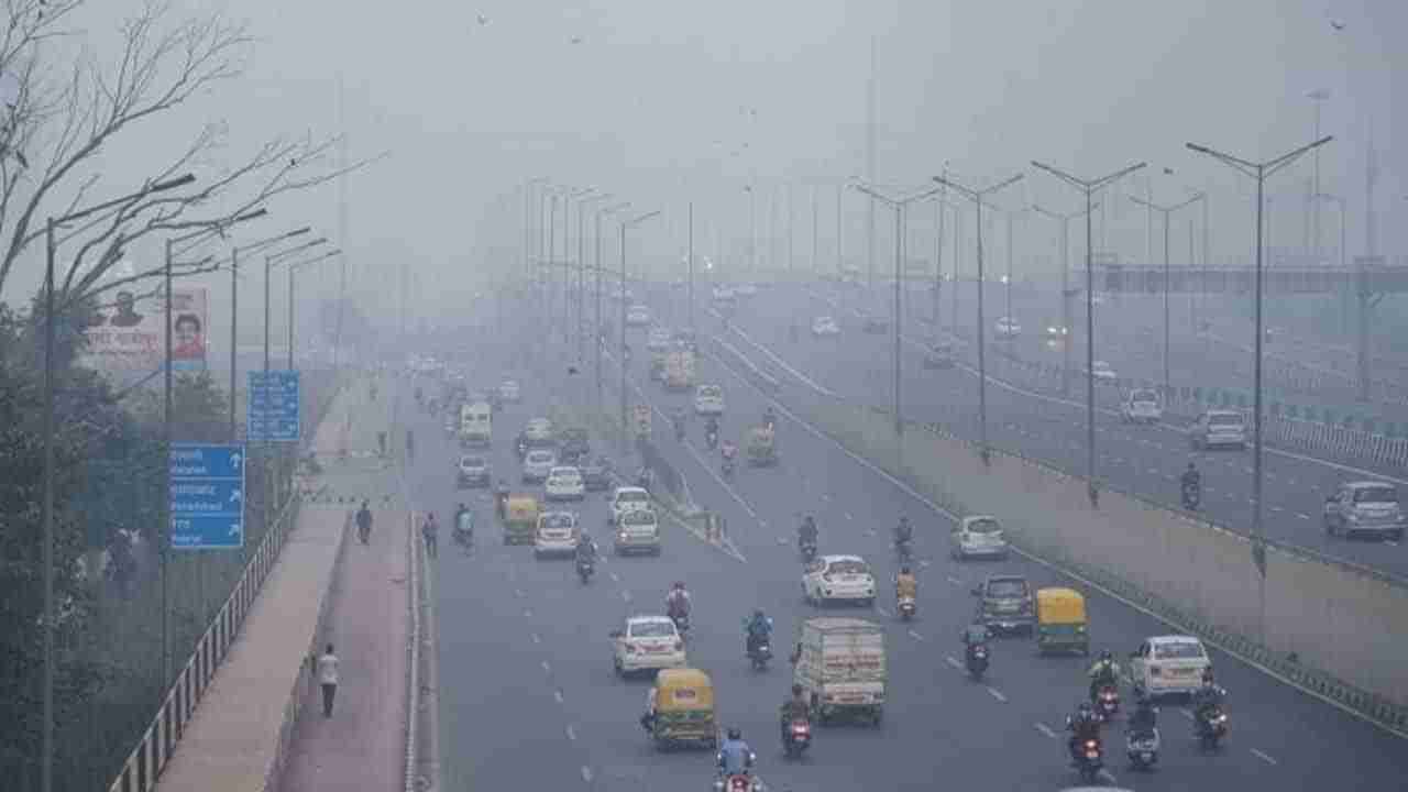 Air Quality: ವಾಯುಮಾಲಿನ್ಯ ಹೆಚ್ಚಿಸಿದ ದೀಪಾವಳಿ ಸಂಭ್ರಮ: ಬೆಂಗಳೂರಿನ ಸಿಲ್ಕ್​ಬೋರ್ಡ್​ನಲ್ಲಿ ಆತಂಕಕಾರಿ ಮಟ್ಟಕ್ಕೆ ಕುಸಿದ ವಾಯು ಗುಣಮಟ್ಟ