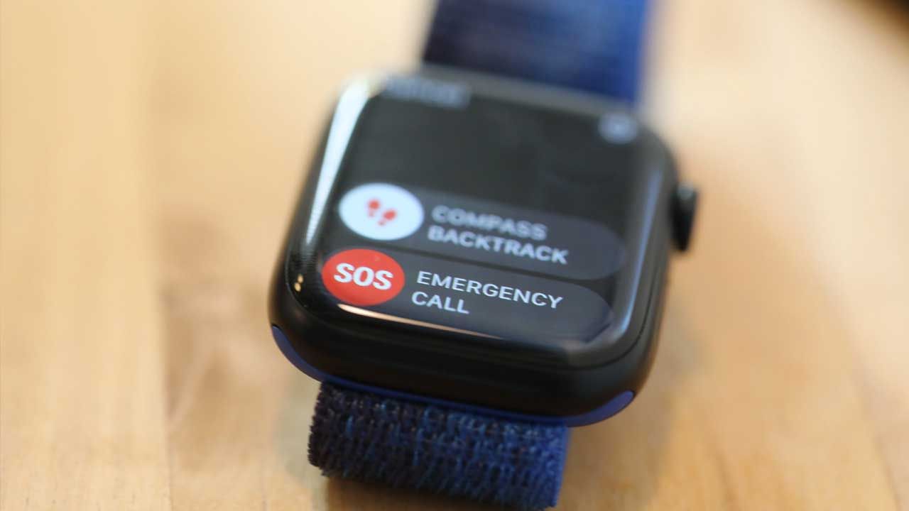 Apple Watch 8: ಕಾರು ಚಾಲಕನ ಪ್ರಾಣ ಉಳಿಸಿದ ಆ್ಯಪಲ್ ವಾಚ್ 8 ಸರಣಿ: ಇದು ಹೇಗೆ ಸಾಧ್ಯವಾಯಿತು ನೋಡಿ Apple Watch 8: ಕಾರು ಚಾಲಕನ ಪ್ರಾಣ ಉಳಿಸಿದ ಆ್ಯಪಲ್ ವಾಚ್ 8 ಸರಣಿ: ಇದು ಹೇಗೆ ಸಾಧ್ಯವಾಯಿತು ನೋಡಿ