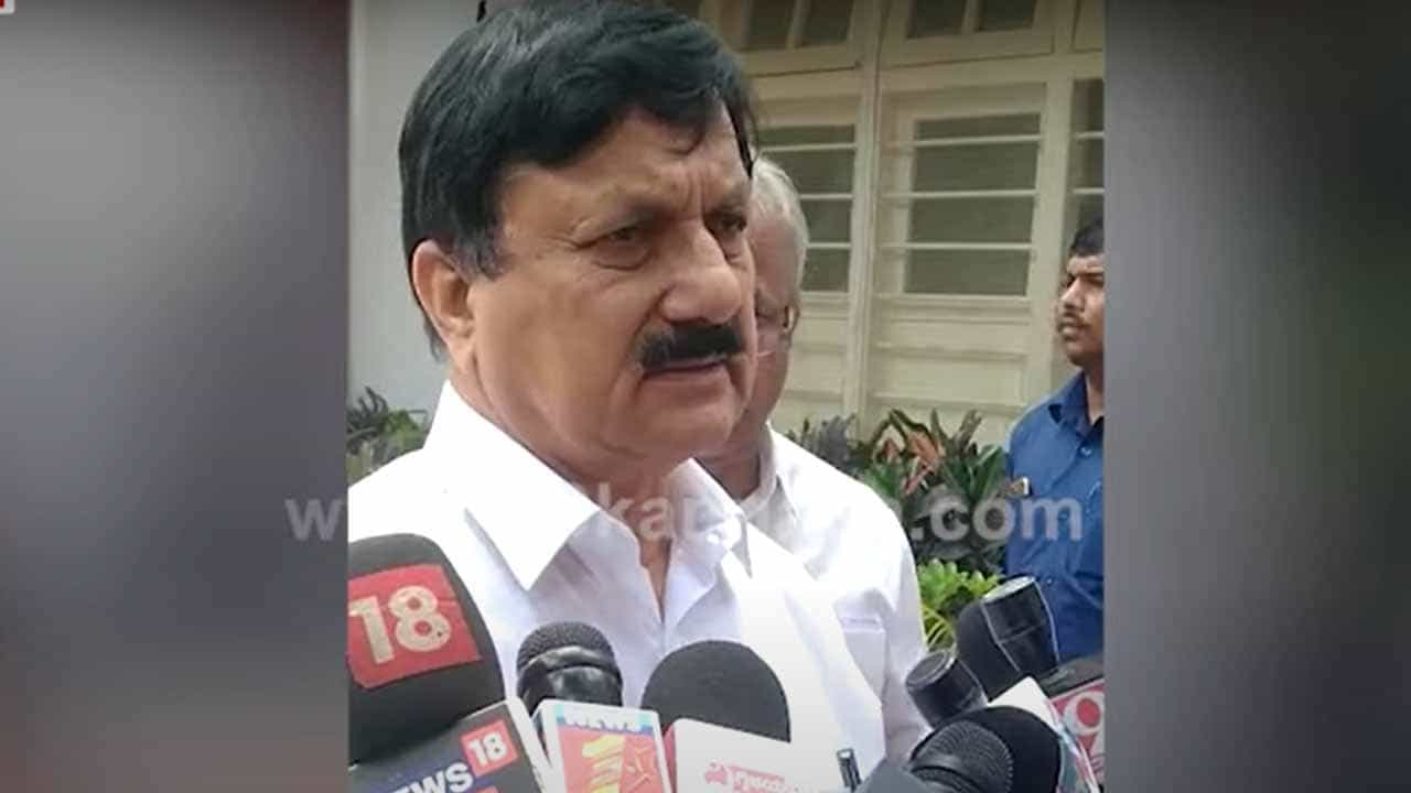 ಸುಪ್ರೀಮ್ ಕೋರ್ಟ್ ಹಿಜಾಬ್ ಪ್ರಕರಣ ತೀರ್ಪು; ಗೃಹ ಸಚಿವ ಆರಗ ಜ್ಞಾನೇಂದ್ರ ಪ್ರತಿಕ್ರಿಯೆ ಸುಪ್ರೀಮ್ ಕೋರ್ಟ್ ಹಿಜಾಬ್ ಪ್ರಕರಣ ತೀರ್ಪು; ಗೃಹ ಸಚಿವ ಆರಗ ಜ್ಞಾನೇಂದ್ರ ಪ್ರತಿಕ್ರಿಯೆ