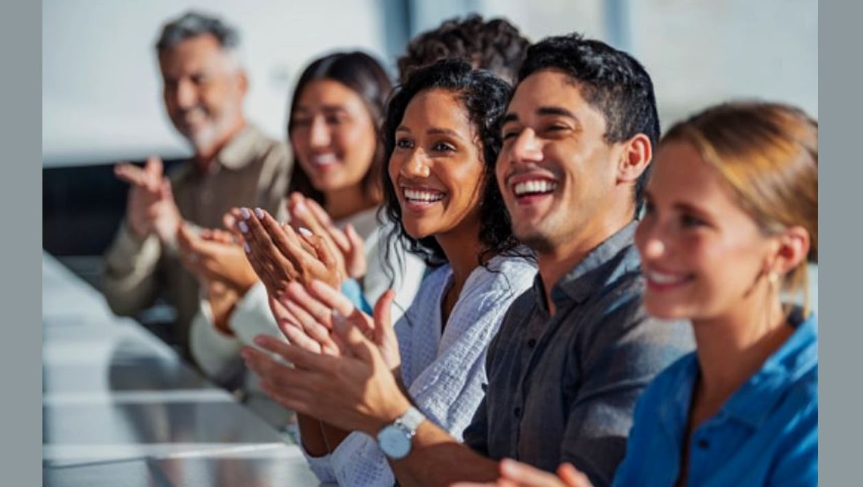 Clapping Incredible Benefits: ಚಪ್ಪಾಳೆ ತಟ್ಟುವುದರಲ್ಲಿದೆ ಆನಂದ, ಆರೋಗ್ಯ! ರೋಗ ಮುಕ್ತಿಗಾಗಿ ಚಪ್ಪಾಳೆ! Clapping Incredible Benefits: ಚಪ್ಪಾಳೆ ತಟ್ಟುವುದರಲ್ಲಿದೆ ಆನಂದ, ಆರೋಗ್ಯ! ರೋಗ ಮುಕ್ತಿಗಾಗಿ ಚಪ್ಪಾಳೆ!