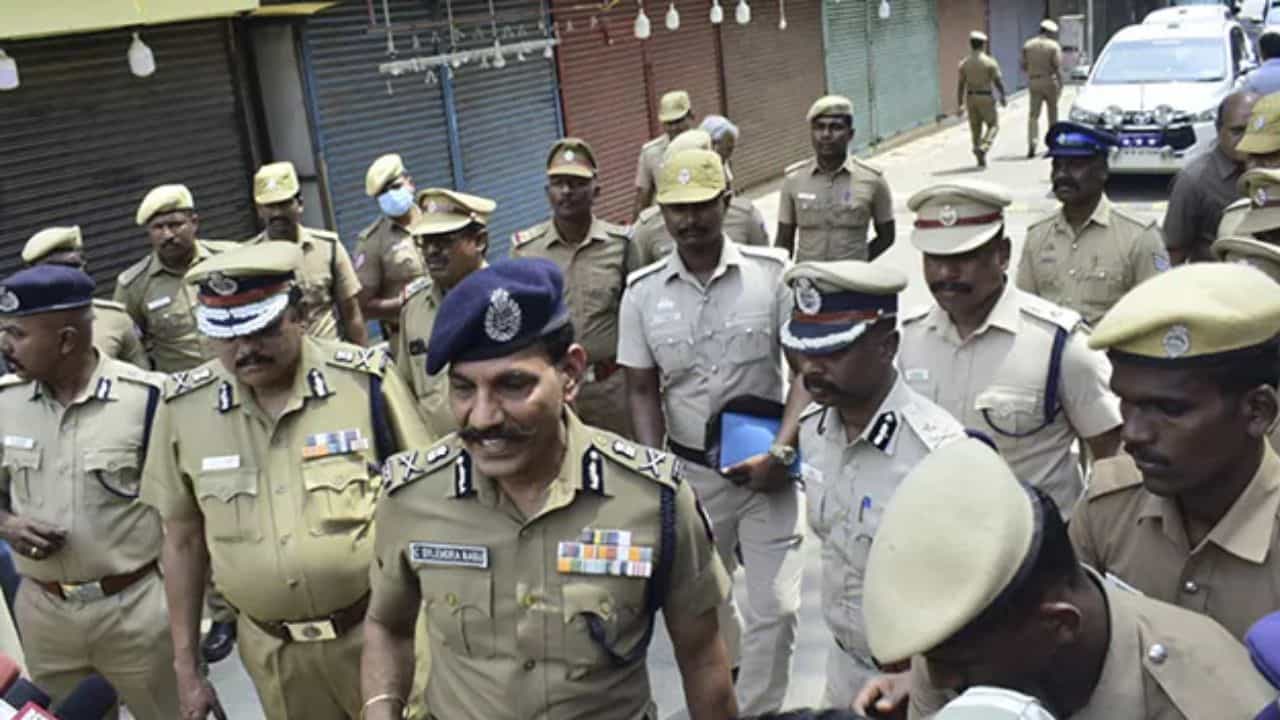 ಕೊಯಮತ್ತೂರಿನ ಕಾರು ಸ್ಫೋಟ ಪ್ರಕರಣ, ಯುಎಪಿಎ ಕಾಯ್ದೆ ಅಡಿಯಲ್ಲಿ ತನಿಖೆ ಕೊಯಮತ್ತೂರಿನ ಕಾರು ಸ್ಫೋಟ ಪ್ರಕರಣ, ಯುಎಪಿಎ ಕಾಯ್ದೆ ಅಡಿಯಲ್ಲಿ ತನಿಖೆ