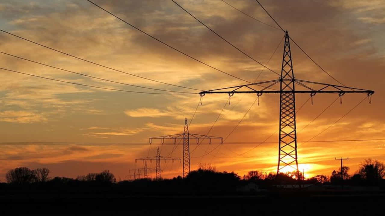 Hubli Power Cut: ಡಿ.2 ರಿಂದ 6ರವರೆಗೆ ಹುಬ್ಬಳ್ಳಿಯ ಸುತ್ತಲಿನ ಗ್ರಾಮಗಳಲ್ಲಿ ಕರೆಂಟ್​ ಕಟ್​