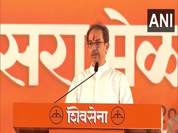 Shiv Sena ಪಕ್ಷದ ಹೆಸರು, ಚಿಹ್ನೆ ಮುಟ್ಟುಗೋಲು: ಹೊಸ ಚಿಹ್ನೆ ಆಯ್ಕೆ ಮಾಡಿಕೊಂಡ ಠಾಕ್ರೆ Shiv Sena ಪಕ್ಷದ ಹೆಸರು, ಚಿಹ್ನೆ ಮುಟ್ಟುಗೋಲು: ಹೊಸ ಚಿಹ್ನೆ ಆಯ್ಕೆ ಮಾಡಿಕೊಂಡ ಠಾಕ್ರೆ