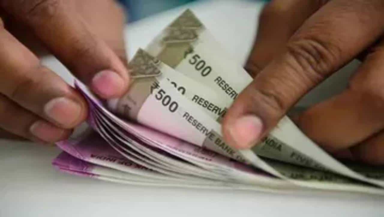 EPFO Clarification: ವೇತನ ರಹಿತ ರಜೆಯಲ್ಲಿದ್ದಾಗ ಮೃತಪಟ್ಟರೂ ಡೆತ್ ಬೆನಿಫಿಟ್​ ಪಡೆಯಬಹುದು; ಇಪಿಎಫ್​ಒ