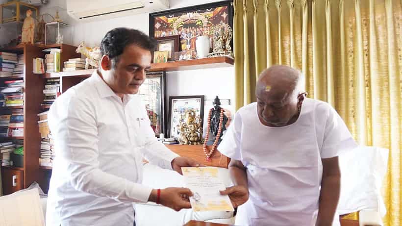 ಬೆಂಗಳೂರಿನಲ್ಲಿ 108 ಅಡಿ ಎತ್ತರದ ನಾಡಪ್ರಭು ಕೆಂಪೇಗೌಡರ ಕಂಚಿನ ಪ್ರತಿಮೆ ಲೋಕಾರ್ಪಣೆ ಮಾಡಲಿರುವ ಪ್ರಧಾನಿ ಮೋದಿ, ಹೆಚ್ಡಿ ದೇವೇಗೌಡರಿಗೆ ಆಹ್ವಾನ