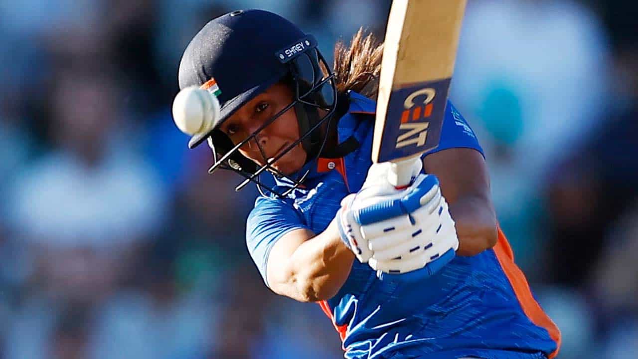 Harmanpreet Kaur: ಮಹಿಳಾ ಕ್ರಿಕೆಟ್​ನಲ್ಲಿ ಇತಿಹಾಸ ಸೃಷ್ಟಿಸಿದ ಹರ್ಮನ್​ಪ್ರೀತ್ ಕೌರ್: ಇದುವರೆಗೆ ಯಾರೂ ಮಾಡಿಲ್ಲ ಈ ಸಾಧನೆ
