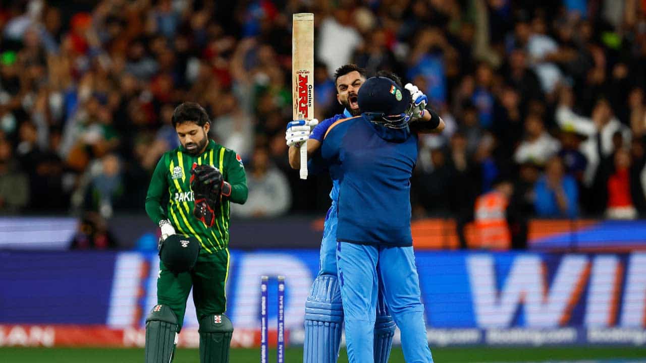 IND vs PAk: ಭಾರತ ವಿರುದ್ಧ ಸೋತು ಸಾಮಾಜಿಕ ಜಾಲತಾಣಗಳಲ್ಲಿ ಸಖತ್ ಟ್ರೋಲ್ ಆದ ಪಾಕಿಸ್ತಾನ: ಇಲ್ಲಿದೆ ನೋಡಿ ಮೀಮ್ಸ್ IND vs PAk: ಭಾರತ ವಿರುದ್ಧ ಸೋತು ಸಾಮಾಜಿಕ ಜಾಲತಾಣಗಳಲ್ಲಿ ಸಖತ್ ಟ್ರೋಲ್ ಆದ ಪಾಕಿಸ್ತಾನ: ಇಲ್ಲಿದೆ ನೋಡಿ ಮೀಮ್ಸ್