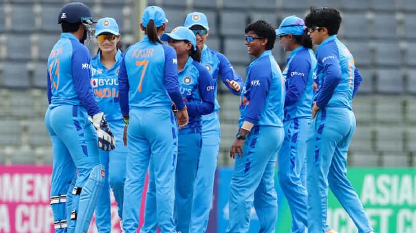Women’s Asia Cup 2022: ಭಾರತದ ದಾಳಿಗೆ ತತ್ತರಿಸಿದ ಲಂಕಾ; 7ನೇ ಬಾರಿಗೆ ಏಷ್ಯಾಕಪ್ ಗೆದ್ದ ಹರ್ಮನ್ ಪಡೆ..!