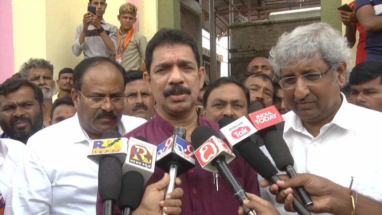 PFI ಸಂಘಟನೆ ಸಿದ್ದರಾಮಯ್ಯರ ಕೂಸು: ನಳಿನ್ ಕುಮಾರ್ ಕಟೀಲ ಆರೋಪ PFI ಸಂಘಟನೆ ಸಿದ್ದರಾಮಯ್ಯರ ಕೂಸು: ನಳಿನ್ ಕುಮಾರ್ ಕಟೀಲ ಆರೋಪ