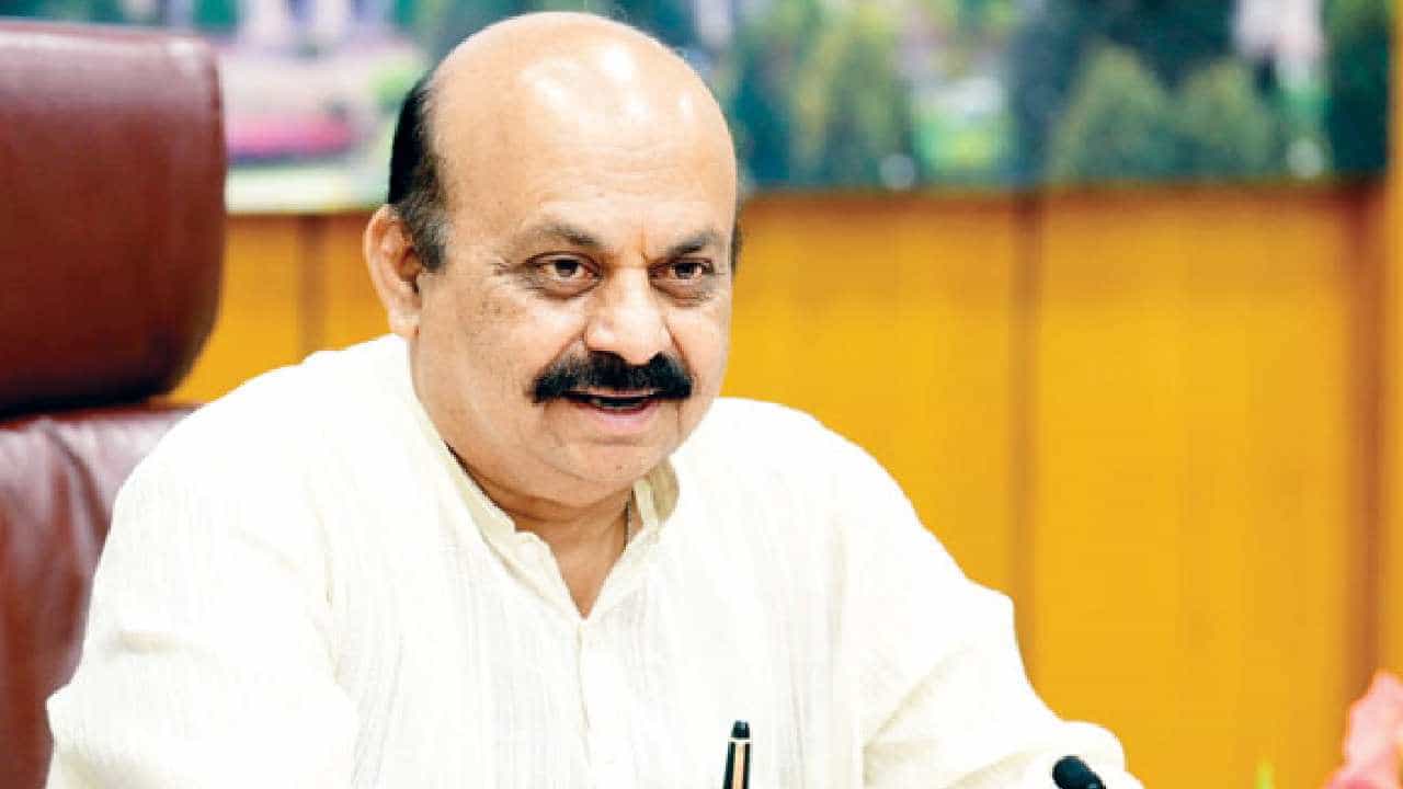ಸಿಎಂ ಬೊಮ್ಮಾಯಿ ಸಾಧನೆಗಳ ಕುರಿತ ಧ್ವನಿಸುರುಳಿ ಬಿಡುಗಡೆ: ಜನಸಂಕಲ್ಪ ಸಮಾವೇಶದಲ್ಲಿ ಹಾಡುಗಳ ಪ್ರಸಾರ ಸಿಎಂ ಬೊಮ್ಮಾಯಿ ಸಾಧನೆಗಳ ಕುರಿತ ಧ್ವನಿಸುರುಳಿ ಬಿಡುಗಡೆ: ಜನಸಂಕಲ್ಪ ಸಮಾವೇಶದಲ್ಲಿ ಹಾಡುಗಳ ಪ್ರಸಾರ