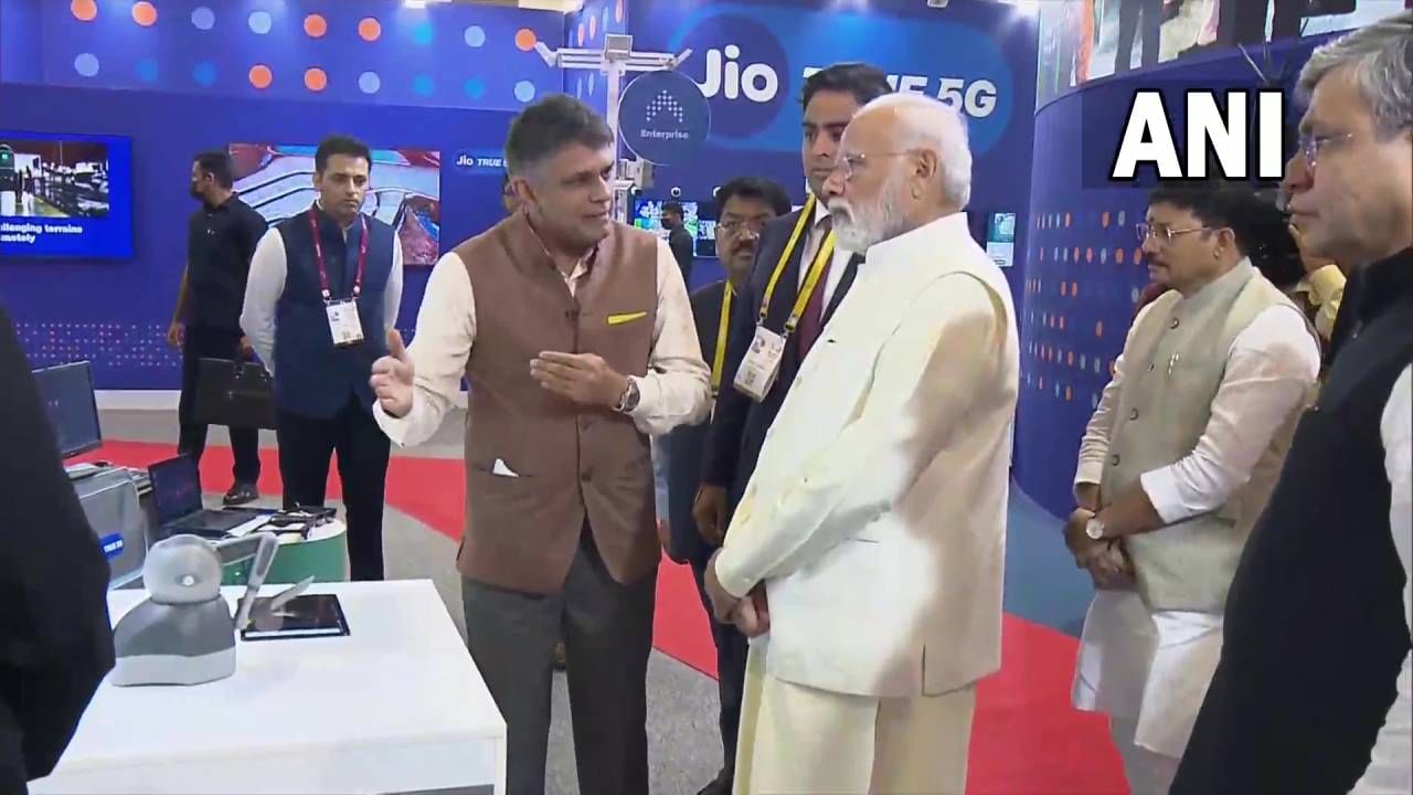 India 5G Launch: ಭಾರತದಲ್ಲಿ 5ಜಿ ಯುಗ ಆರಂಭ; ಹೈಸ್ಪೀಡ್ ಇಂಟರ್ನೆಟ್​ ಸೇವೆಗೆ ಪ್ರಧಾನಿ ನರೇಂದ್ರ ಮೋದಿ ಚಾಲನೆ