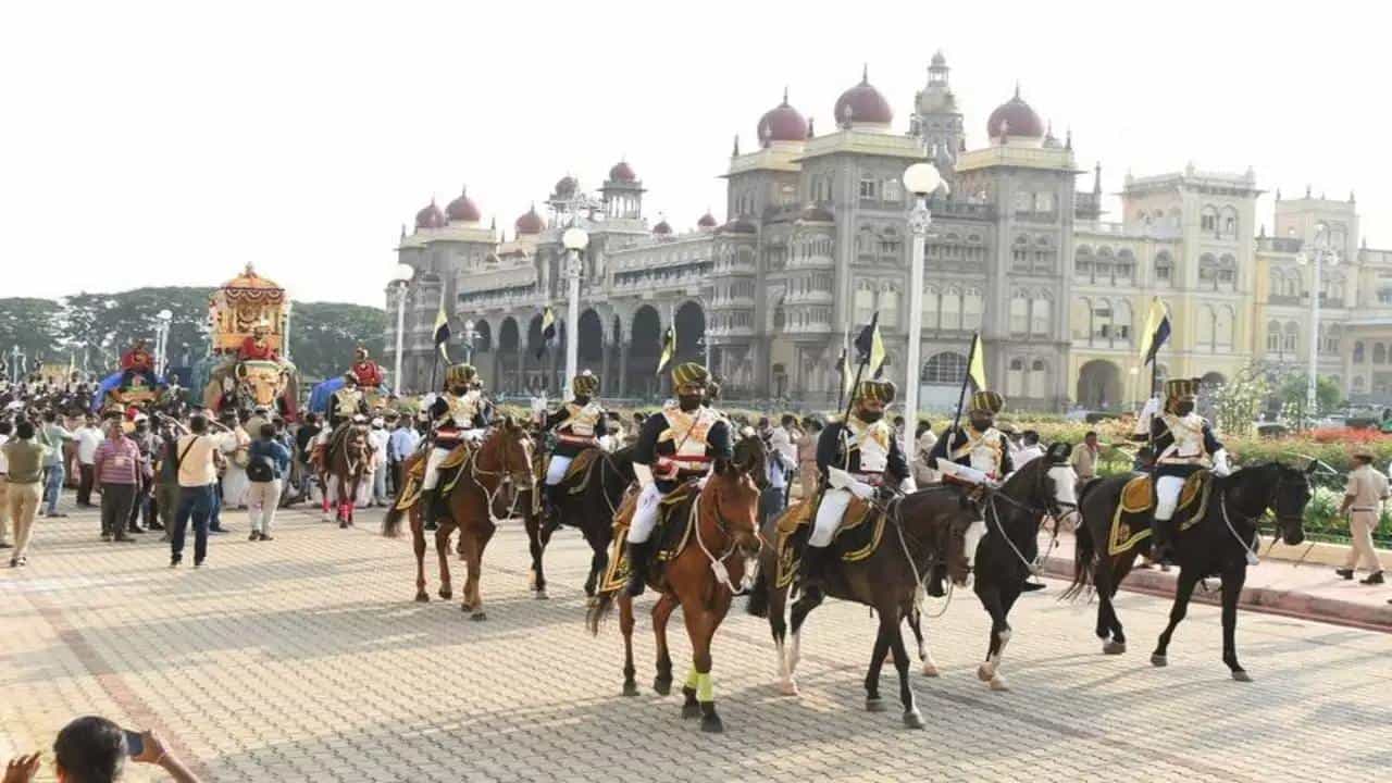 Mysore Dasara 2022: ಇಂದು ಮೈಸೂರಿನಲ್ಲಿ ವಿವಿಧ ಸ್ಪರ್ಧೆ, ಸಾಂಸ್ಕೃತಿಕ ಕಾರ್ಯಕ್ರಮಗಳ ಆಯೋಜನೆ Mysore Dasara 2022: ಇಂದು ಮೈಸೂರಿನಲ್ಲಿ ವಿವಿಧ ಸ್ಪರ್ಧೆ, ಸಾಂಸ್ಕೃತಿಕ ಕಾರ್ಯಕ್ರಮಗಳ ಆಯೋಜನೆ