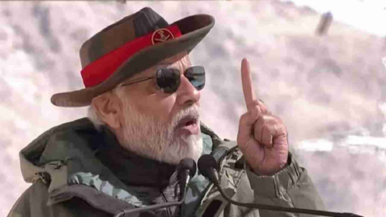 PM Modi in Kargil: ದೀಪಾವಳಿಯೆಂದರೆ ಭಯೋತ್ಪಾದನೆಯ ಅಂತ್ಯದ ಹಬ್ಬ; ಕಾರ್ಗಿಲ್​ನಲ್ಲಿ ಪ್ರಧಾನಿ ಮೋದಿ