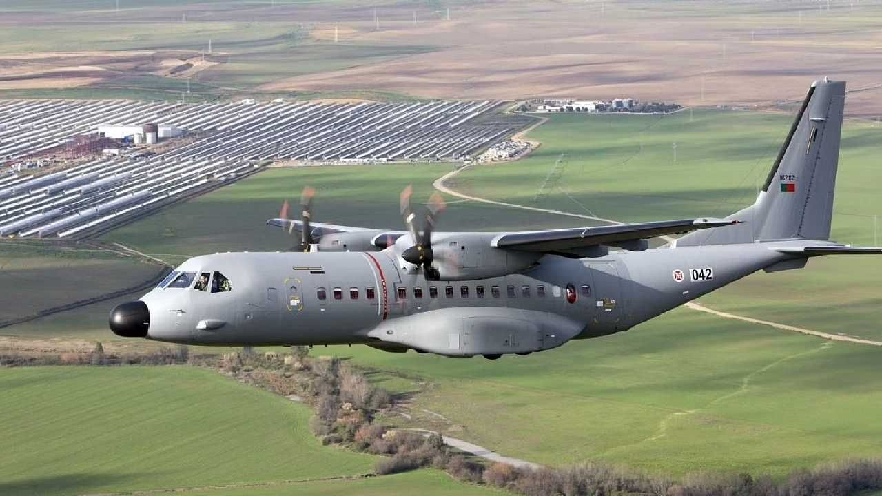C-295 Manufacturing Plant: C-295 ಸಾರಿಗೆ ವಿಮಾನ ತಯಾರಿಕಾ ಘಟಕಕ್ಕೆ ಇಂದು ಪ್ರಧಾನಿ ನರೇಂದ್ರ ಮೋದಿಯಿಂದ ಶಂಕುಸ್ಥಾಪನೆ C-295 Manufacturing Plant: C-295 ಸಾರಿಗೆ ವಿಮಾನ ತಯಾರಿಕಾ ಘಟಕಕ್ಕೆ ಇಂದು ಪ್ರಧಾನಿ ನರೇಂದ್ರ ಮೋದಿಯಿಂದ ಶಂಕುಸ್ಥಾಪನೆ