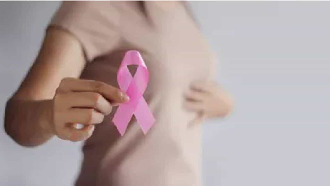 Breast Cancer: ಸ್ತನ ಕ್ಯಾನ್ಸರ್ ಚಿಕಿತ್ಸೆ ನಂತರದ ಆರೋಗ್ಯಕರ ಜೀವನಕ್ಕೆ ಇಲ್ಲಿದೆ ಸಲಹೆಗಳು Breast Cancer: ಸ್ತನ ಕ್ಯಾನ್ಸರ್ ಚಿಕಿತ್ಸೆ ನಂತರದ ಆರೋಗ್ಯಕರ ಜೀವನಕ್ಕೆ ಇಲ್ಲಿದೆ ಸಲಹೆಗಳು