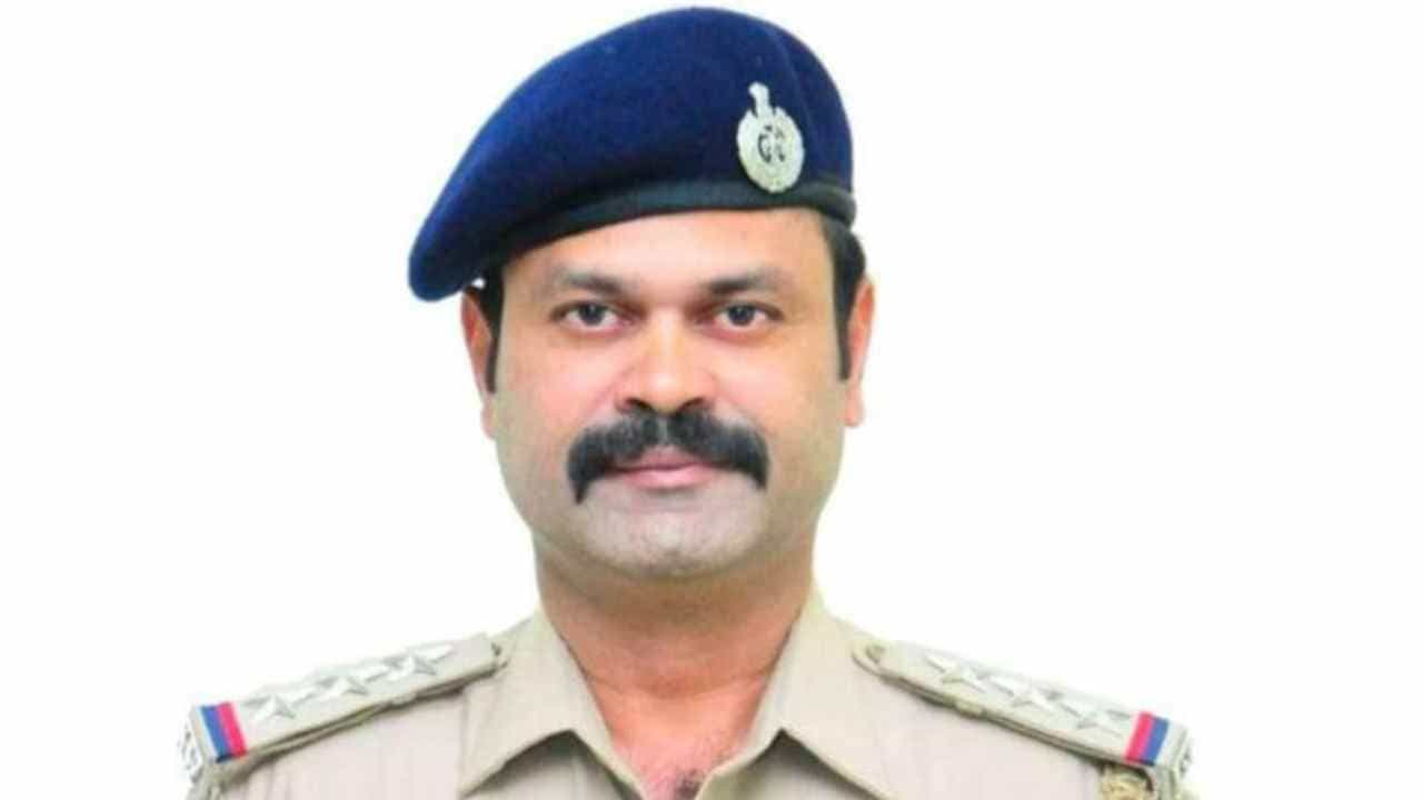 ಅಮಾನತ್ತಾಗಿದ್ದ ಇನ್ಸ್ಪೆಕ್ಟರ್ ಹೃದಯಾಘಾತದಿಂದ ಸಾವು ಅಮಾನತ್ತಾಗಿದ್ದ ಇನ್ಸ್ಪೆಕ್ಟರ್ ಹೃದಯಾಘಾತದಿಂದ ಸಾವು