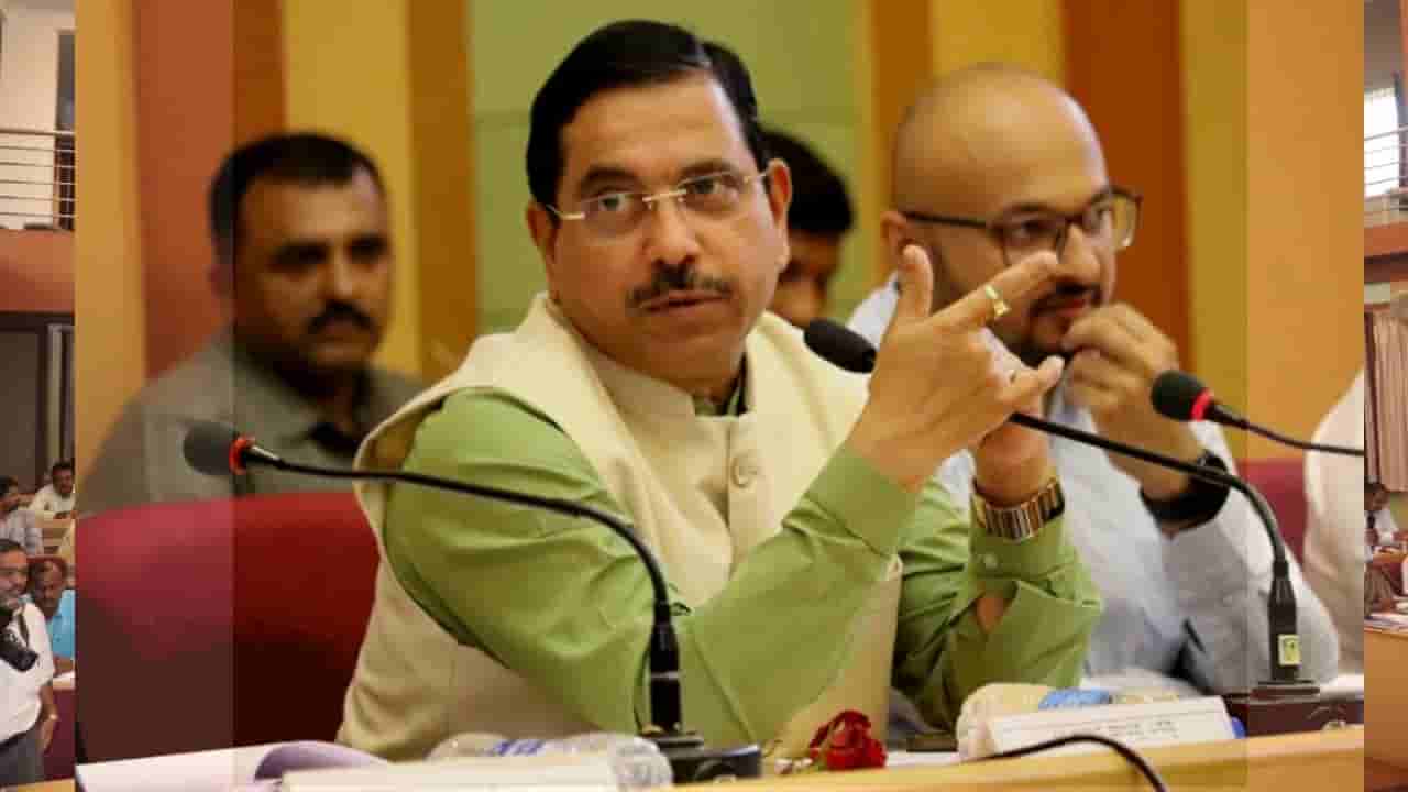 ನಾವು ತುಷ್ಟೀಕರಣ ರಾಜಕಾರಣ ಮಾಡಲ್ಲ: ಕಾಂಗ್ರೆಸ್ ವಿರುದ್ಧ ಕೇಂದ್ರ ಸಚಿವ ಪ್ರಲ್ಹಾದ್ ಜೋಶಿ ವಾಗ್ದಾಳಿ