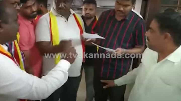 ಅಂಚೆ ಇಲಾಖೆಯಲ್ಲೂ ನುಸುಳಿದೆ ಭ್ರಷ್ಟಾಚಾರ, ಹಾಸನ ಬೇಲೂರು ಅಂಚೆ ಕಚೇರಿ ಸಿಬ್ಬಂದಿಯ ಅವ್ಯವಹಾರ ಬಯಲು! ಅಂಚೆ ಇಲಾಖೆಯಲ್ಲೂ ನುಸುಳಿದೆ ಭ್ರಷ್ಟಾಚಾರ, ಹಾಸನ ಬೇಲೂರು ಅಂಚೆ ಕಚೇರಿ ಸಿಬ್ಬಂದಿಯ ಅವ್ಯವಹಾರ ಬಯಲು!