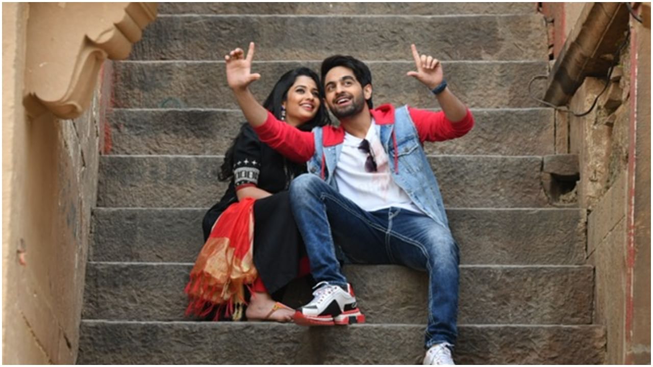 Banaras Movie: ಬಹುನಿರೀಕ್ಷಿತ ‘ಬನಾರಸ್’ ಸಿನಿಮಾದ ವಿತರಣಾ ಹಕ್ಕು ‘ಡಿ ಬೀಟ್ಸ್’ ತೆಕ್ಕೆಗೆ Banaras Movie: ಬಹುನಿರೀಕ್ಷಿತ ‘ಬನಾರಸ್’ ಸಿನಿಮಾದ ವಿತರಣಾ ಹಕ್ಕು ‘ಡಿ ಬೀಟ್ಸ್’ ತೆಕ್ಕೆಗೆ