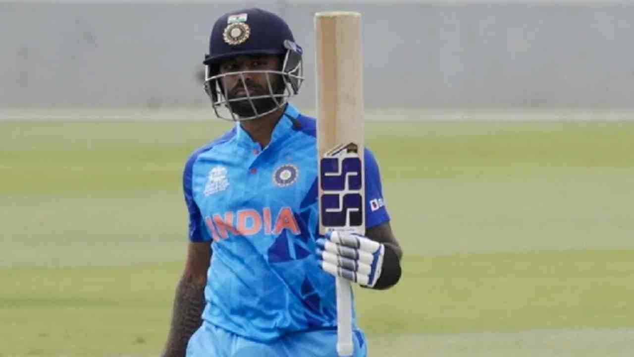 T20 World Cup 2022: ಆಸೀಸ್ ವಿರುದ್ಧ ಅಬ್ಬರದ ಅರ್ಧಶತಕ ಸಿಡಿಸಿದ ಸೂರ್ಯಕುಮಾರ್ ಯಾದವ್..! T20 World Cup 2022: ಆಸೀಸ್ ವಿರುದ್ಧ ಅಬ್ಬರದ ಅರ್ಧಶತಕ ಸಿಡಿಸಿದ ಸೂರ್ಯಕುಮಾರ್ ಯಾದವ್..!