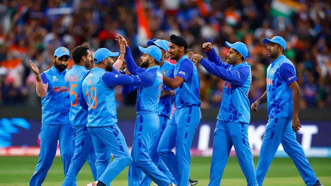 ‘ಪಾಕ್ ಮಣಿಸಿದ ತಂಡವನ್ನು ಹಗುರವಾಗಿ ಪರಿಗಣಿಸಬೇಡಿ’; ರೋಹಿತ್ ಪಡೆಗೆ ಸಲಹೆ ನೀಡಿದ ಗವಾಸ್ಕರ್