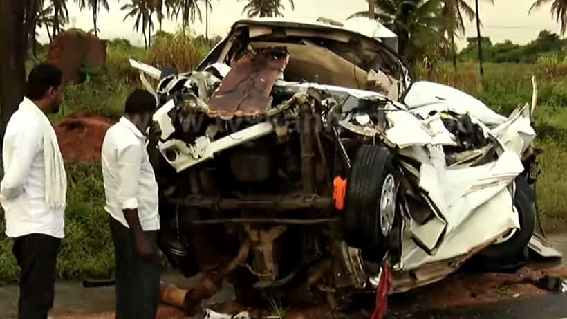 Hassan Accident: ಯಾವ ದೇವರಿಗೂ ಕಣ್ಣಿಲ್ಲ, ಎಲ್ರೂ ಹೋಗ್ಬಿಟ್ರು; ನಿಲ್ಲುತ್ತಿಲ್ಲ ಮಕ್ಕಳ ಶವ ಕಂಡವರ ಕಣ್ಣೀರು
