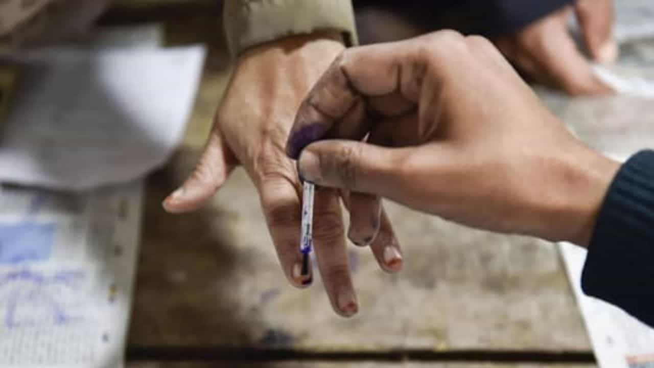 Assembly By Elections 2022: ನವೆಂಬರ್ 3ರಂದು ಆರು ರಾಜ್ಯಗಳ ವಿಧಾನಸಭಾ ಉಪಚುನಾವಣೆ , ನ.6ರಂದು ಫಲಿತಾಂಶ ಪ್ರಕಟ Assembly By Elections 2022: ನವೆಂಬರ್ 3ರಂದು ಆರು ರಾಜ್ಯಗಳ ವಿಧಾನಸಭಾ ಉಪಚುನಾವಣೆ , ನ.6ರಂದು ಫಲಿತಾಂಶ ಪ್ರಕಟ