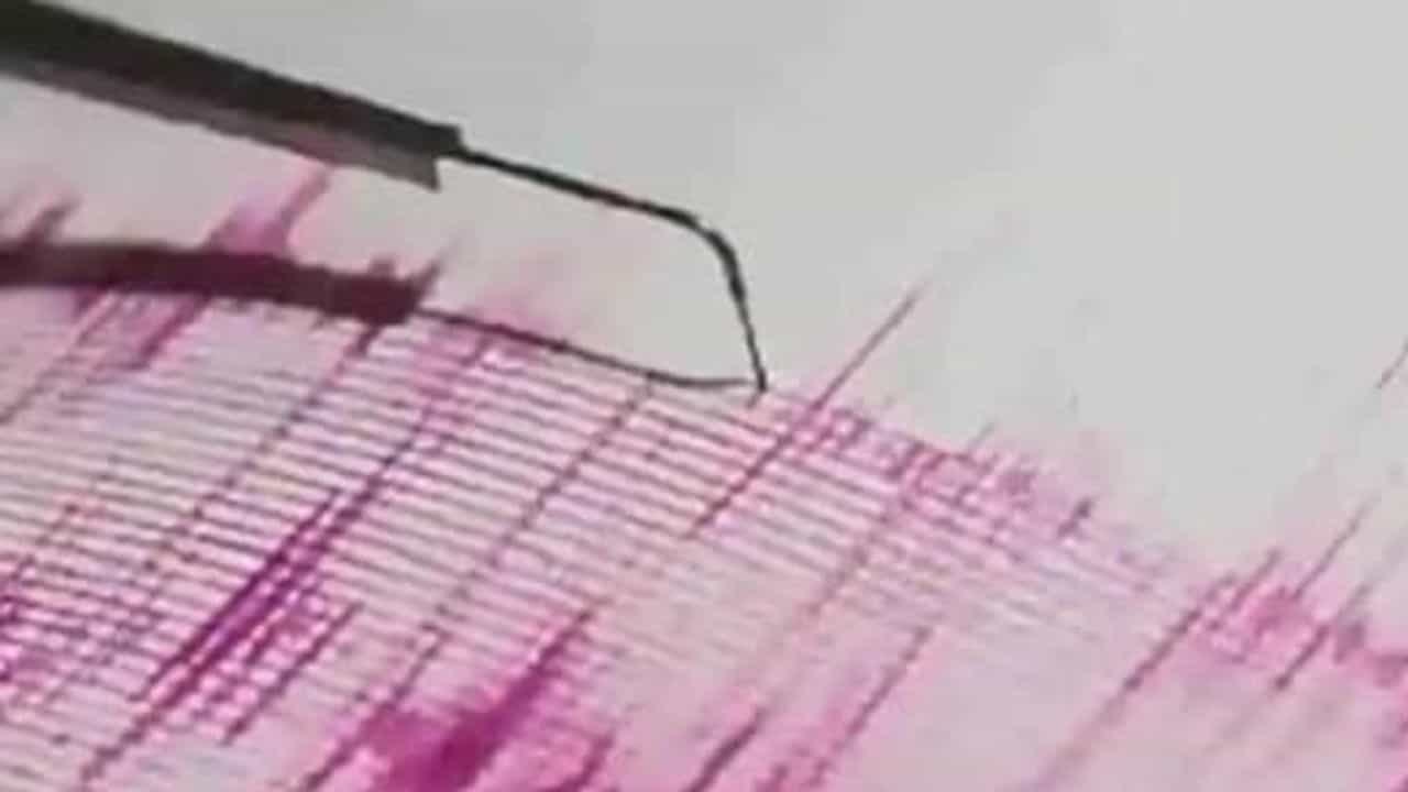 Earthquake: ಅಫ್ಘಾನಿಸ್ತಾನದ ಫೈಜಾಬಾದ್ನಲ್ಲಿ 5.1 ತೀವ್ರತೆಯ ಭೂಕಂಪ Earthquake: ಅಫ್ಘಾನಿಸ್ತಾನದ ಫೈಜಾಬಾದ್ನಲ್ಲಿ 5.1 ತೀವ್ರತೆಯ ಭೂಕಂಪ