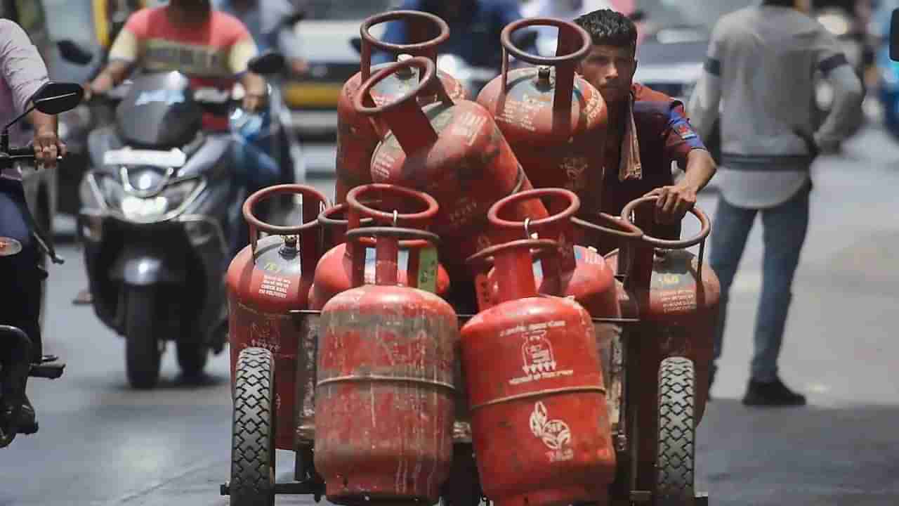 BIG NEWS: LPG ನಷ್ಟವನ್ನು ಸರಿದೂಗಿಸಲು ರಾಜ್ಯ-ಚಾಲಿತ ತೈಲ ಸಂಸ್ಥೆಗಳಿಗೆ 22,000 ಕೋಟಿ ರೂ. ಅನುದಾನ ನೀಡಿದ ಕೇಂದ್ರ