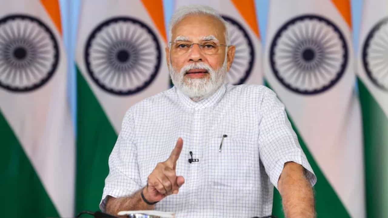 ಖಾಲಿರುವ ಹುದ್ದೆಗಳನ್ನು ಭರ್ತಿ ಮಾಡಿ, ಬಂಡವಾಳ ವೆಚ್ಚಗಳ ಮೇಲ್ವಿಚಾರಣೆಗೆ ವೇಗ ನೀಡಿ: ಕೇಂದ್ರ ಖಡಕ್ ಸೂಚನೆ ಖಾಲಿರುವ ಹುದ್ದೆಗಳನ್ನು ಭರ್ತಿ ಮಾಡಿ, ಬಂಡವಾಳ ವೆಚ್ಚಗಳ ಮೇಲ್ವಿಚಾರಣೆಗೆ ವೇಗ ನೀಡಿ: ಕೇಂದ್ರ ಖಡಕ್ ಸೂಚನೆ