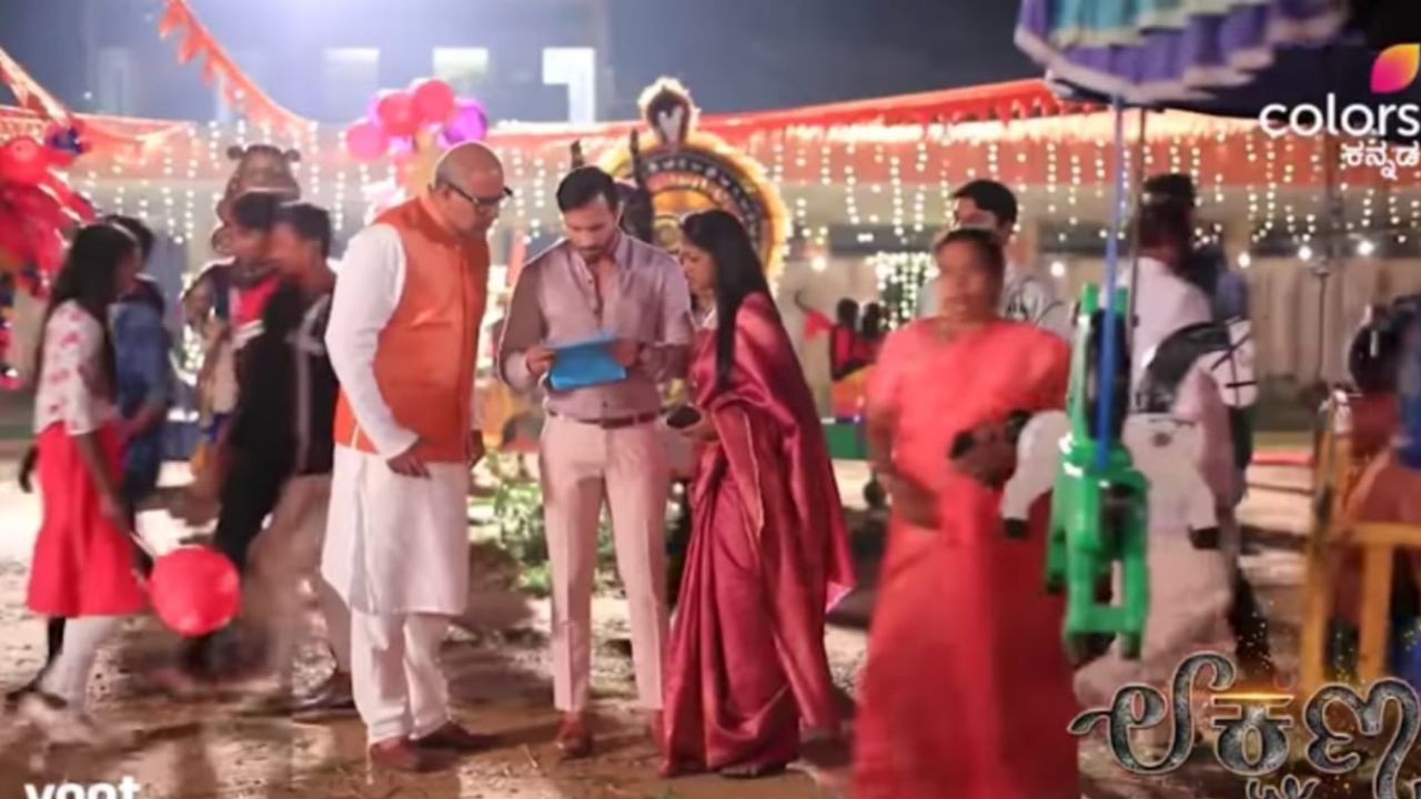 Lakshana Serial: ಕೊನೆಗೂ ಪ್ರಖ್ಯಾತ್ನ ಸುಳಿವು ಪತ್ತೆಯಾಗಿದೆ, ಪ್ರೇಕ್ಷಕರ ಮುಂದೆ ಬಯಲಾಗಿದೆ ಡೆವಿಲ್ ಮುಖ Lakshana Serial: ಕೊನೆಗೂ ಪ್ರಖ್ಯಾತ್ನ ಸುಳಿವು ಪತ್ತೆಯಾಗಿದೆ, ಪ್ರೇಕ್ಷಕರ ಮುಂದೆ ಬಯಲಾಗಿದೆ ಡೆವಿಲ್ ಮುಖ