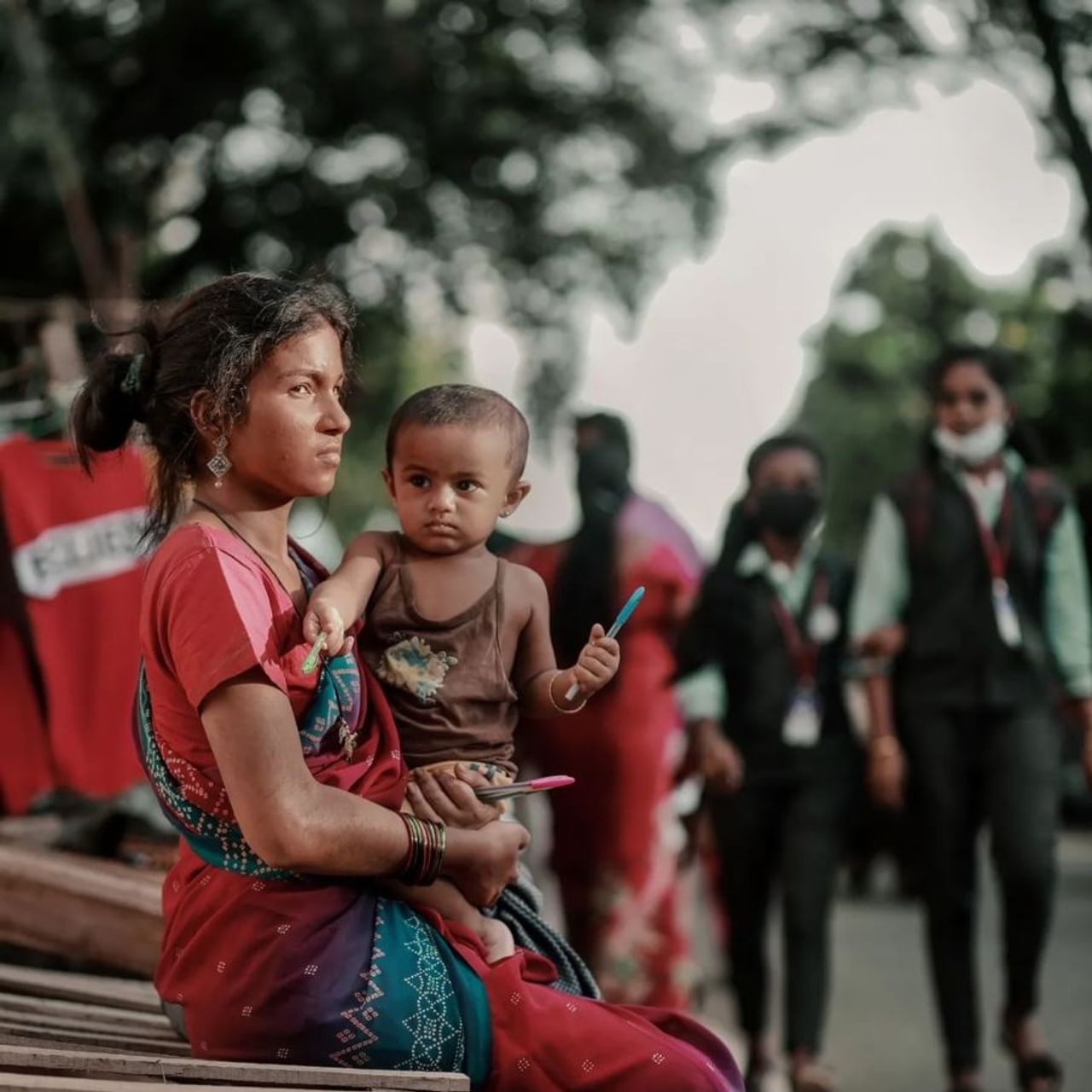 ಇವರು ಕೇರಳ ಮೂಲದವರು, ಇವರ ಹೆಸರು ಅತೀರಾ ಸಂದೀಪ್, ಇದೀಗ ಸಾಮಾಜಿಕ ಜಾಲತಾಣದಲ್ಲಿ ಭಾರೀ ಸದ್ದು ಮಾಡುತ್ತಿದ್ದಾರೆ.  