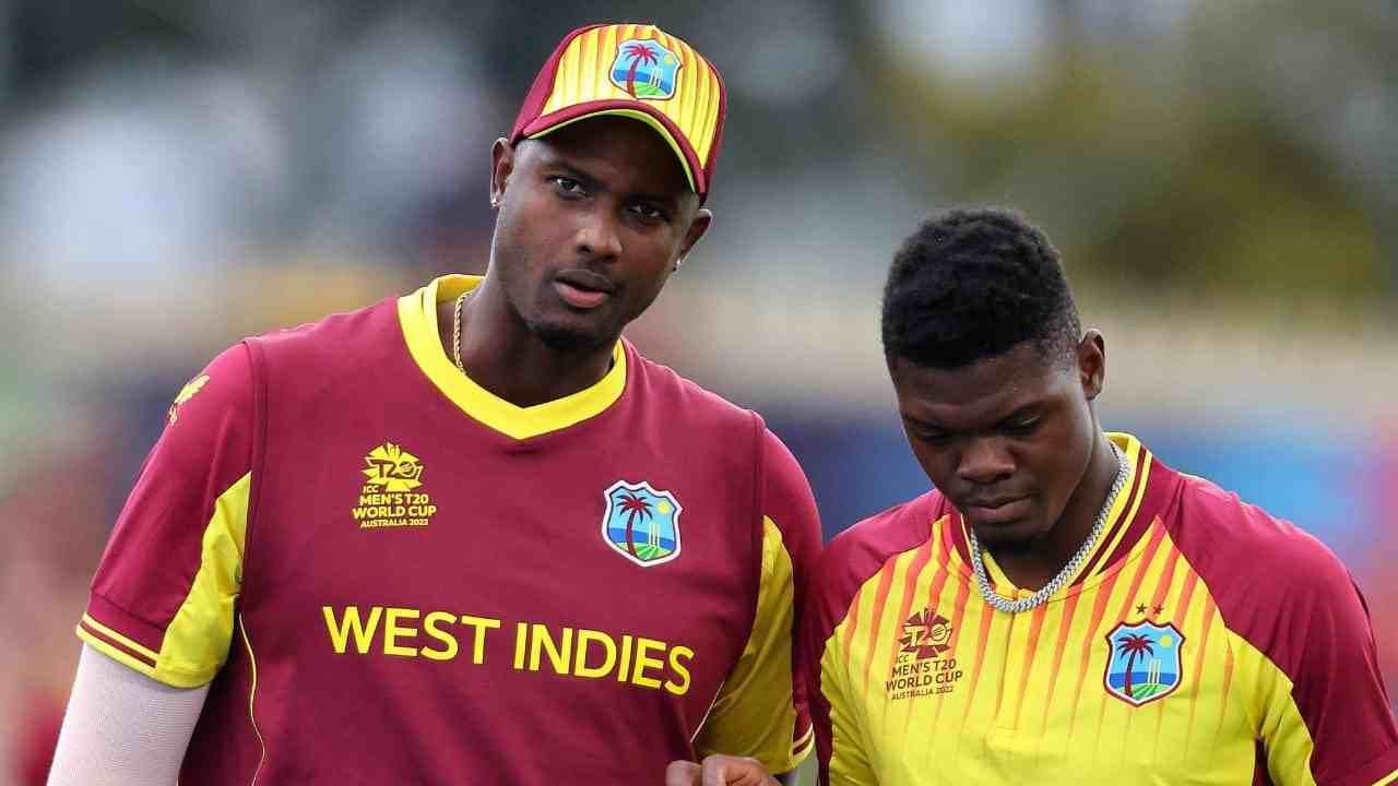 T20 World Cup 2022: ವಿಂಡೀಸ್ ಟಿ20 ವಿಶ್ವಕಪ್ ಪ್ರಯಾಣ ಅಂತ್ಯ; ಮೈದಾನದಲ್ಲೇ ಕಣ್ಣೀರಿಟ್ಟ ಕೆರಿಬಿಯನ್ ದೈತ್ಯರು..! T20 World Cup 2022: ವಿಂಡೀಸ್ ಟಿ20 ವಿಶ್ವಕಪ್ ಪ್ರಯಾಣ ಅಂತ್ಯ; ಮೈದಾನದಲ್ಲೇ ಕಣ್ಣೀರಿಟ್ಟ ಕೆರಿಬಿಯನ್ ದೈತ್ಯರು..!