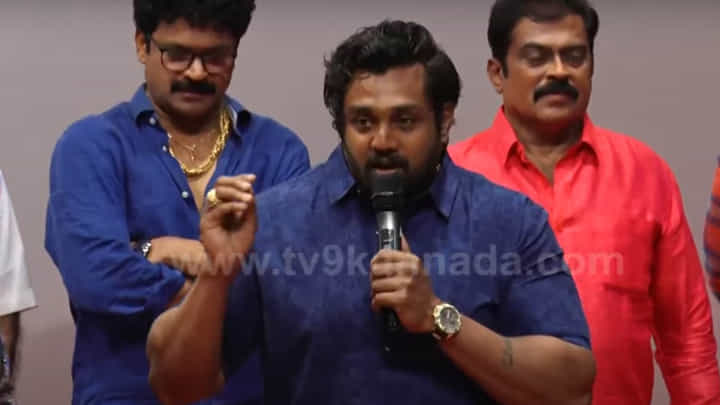 ಅಭಿಮಾನಿಗಳಲ್ಲಿ ವಿಶೇಷ ಮನವಿ ಮಾಡಿದ ಧ್ರುವ ಸರ್ಜಾ; ಇದನ್ನು ನಡೆಸಿಕೊಡ್ತಾರಾ ಫ್ಯಾನ್ಸ್? ಅಭಿಮಾನಿಗಳಲ್ಲಿ ವಿಶೇಷ ಮನವಿ ಮಾಡಿದ ಧ್ರುವ ಸರ್ಜಾ; ಇದನ್ನು ನಡೆಸಿಕೊಡ್ತಾರಾ ಫ್ಯಾನ್ಸ್?
