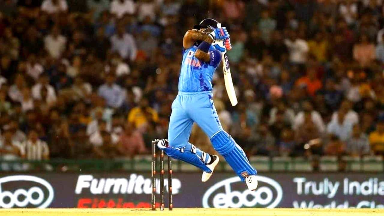 Suryakumar Yadav: ನಂಬರ್ 1 ಸ್ಥಾನಕ್ಕೇರಿದ ಕೆಲವೇ ಗಂಟೆಗಳಲ್ಲಿ 2ನೇ ಸ್ಥಾನಕ್ಕೆ ಕುಸಿದ ಸೂರ್ಯಕುಮಾರ್ ಯಾದವ್..!
