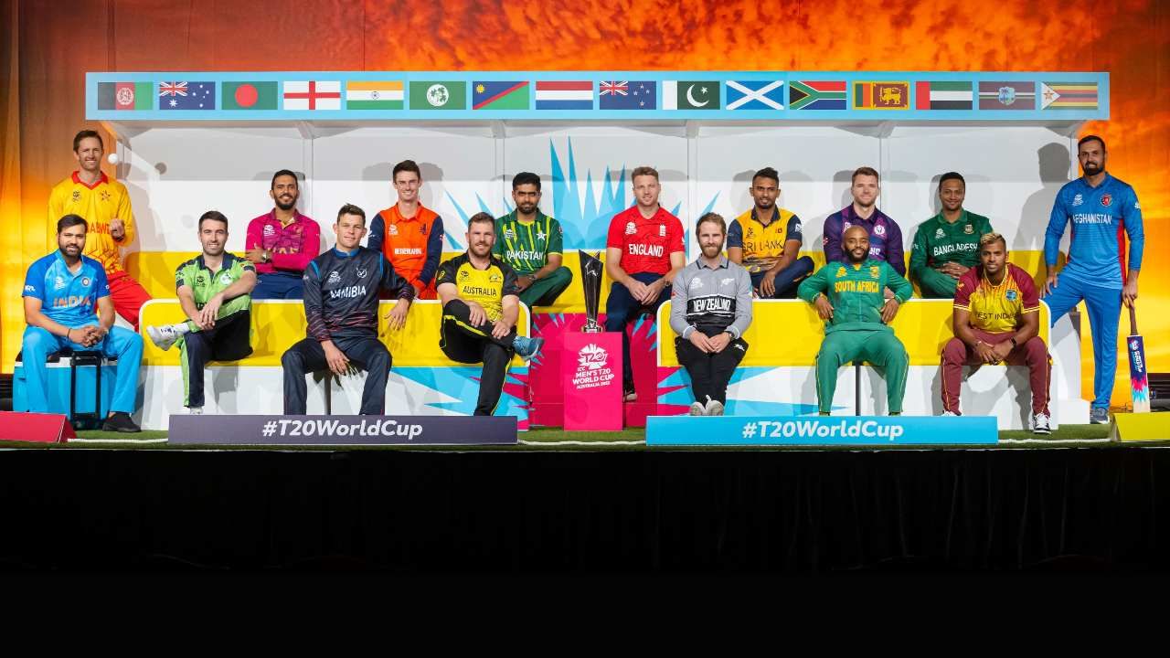 T20 ವಿಶ್ವಕಪ್ 2022 ಗೆ ಸಂಬಂಧಿಸಿದಂತೆ ಎಲ್ಲಾ ತಂಡಗಳು ತಮ್ಮ ಆಟಗಾರರ ಅಂತಿಮ ಪಟ್ಟಿಯನ್ನು ಐಸಿಸಿಗೆ ಸಲ್ಲಿಸಬೇಕಾಗಿದ್ದ ಗಡುವು ಸಹ ಕೊನೆಗೊಂಡಿದೆ. ಈ ಗಡುವು ಮುಗಿಯುವ ಮೊದಲು ಐಸಿಸಿಗೆ ಸಲ್ಲಿಸಿರುವ ಪಟ್ಟಿಯಲ್ಲಿ 5 ತಂಡಗಳಲ್ಲಿ ಒಟ್ಟು 18 ಬದಲಾವಣೆಗಳಾಗಿದ್ದು, ಇದರಲ್ಲಿ 9 ಆಟಗಾರರು ತಂಡದಿಂದ ಹೊರಬಿದ್ದಿದ್ದರೆ, ಇನ್ನು 9 ಆಟಗಾರರು ಅವರ ಬದಲಿಯಾಗಿ ತಂಡದಲ್ಲಿ ಸ್ಥಾನ ಪಡೆದಿದ್ದಾರೆ.