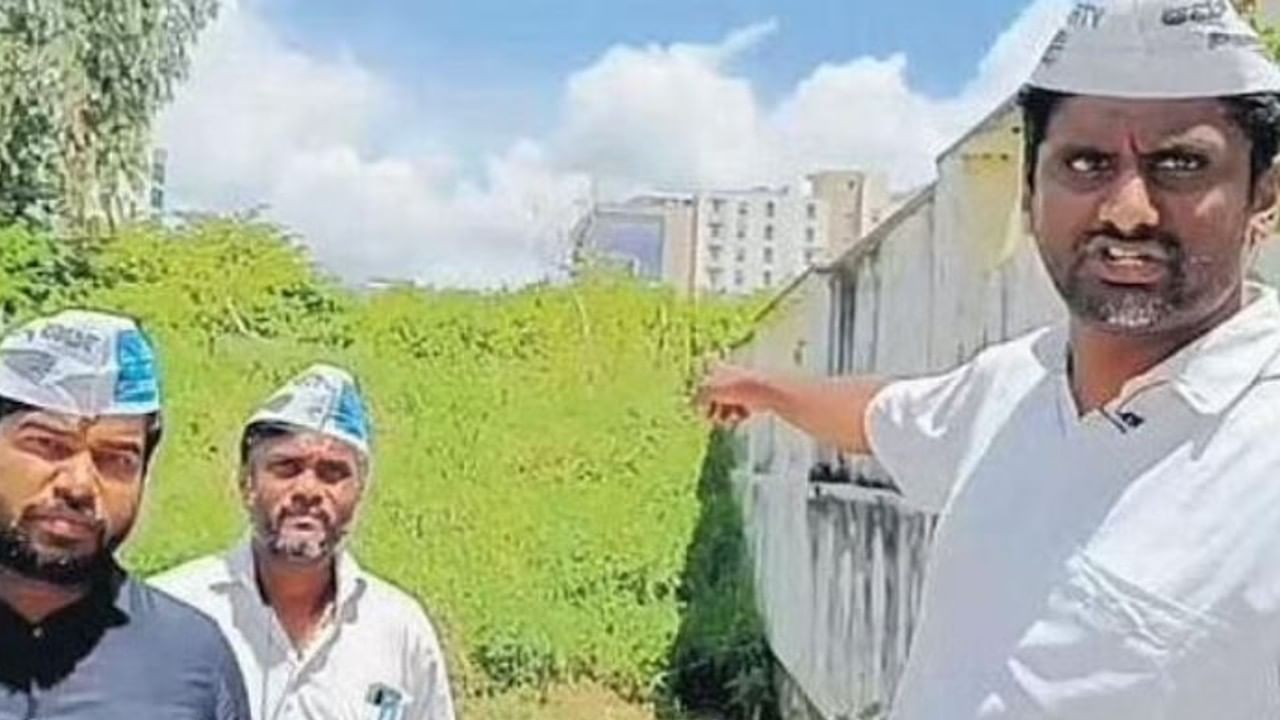 ರಾಜಕಾಲುವೆ ಒತ್ತುವರಿ: ಇಕೋಸ್ಪೇಸ್ ಕಂಪನಿಯ ವಿರುದ್ಧ ಕ್ರಮ ಕೈಗೊಳ್ಳದಂತೆ ಪ್ರಭಾವಿ ಸಚಿವರಿಂದ ತಾಕೀತು ರಾಜಕಾಲುವೆ ಒತ್ತುವರಿ: ಇಕೋಸ್ಪೇಸ್ ಕಂಪನಿಯ ವಿರುದ್ಧ ಕ್ರಮ ಕೈಗೊಳ್ಳದಂತೆ ಪ್ರಭಾವಿ ಸಚಿವರಿಂದ ತಾಕೀತು