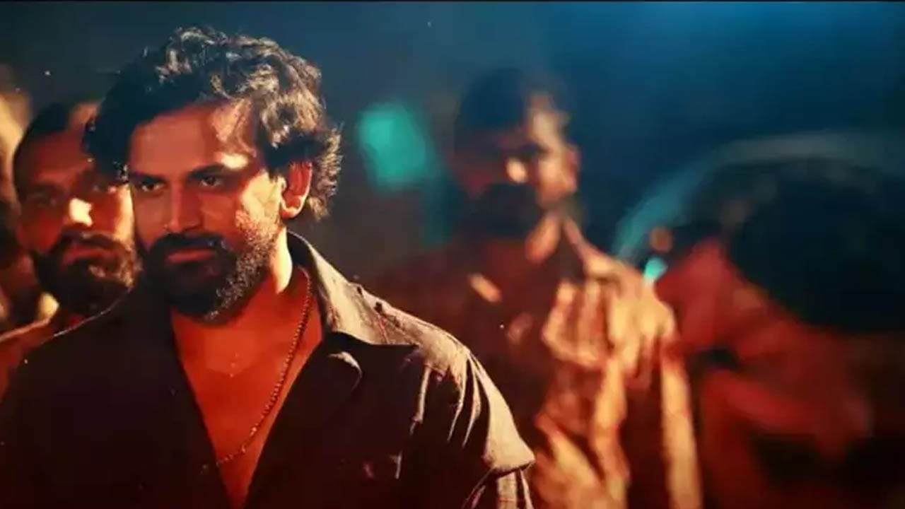 Head Bush Review ಬೆಂಗಳೂರಿನ ಭೂಗತ ಲೋಕದ ಮರುಸೃಷ್ಟಿ ‘ಹೆಡ್ ಬುಷ್’; ಧನಂಜಯ್