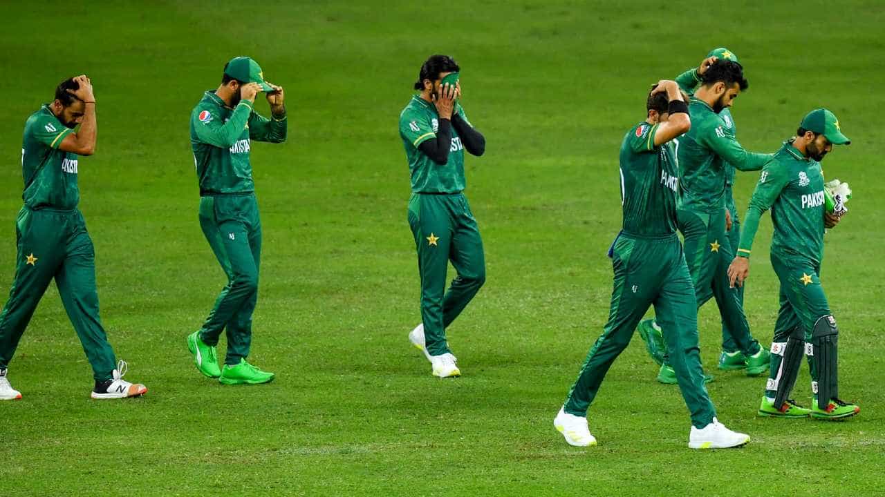 T20 World Cup 2022: ಅಭ್ಯಾಸ ಪಂದ್ಯದಲ್ಲೇ ಪಾಕ್ಗೆ ಹೀನಾಯ ಸೋಲು T20 World Cup 2022: ಅಭ್ಯಾಸ ಪಂದ್ಯದಲ್ಲೇ ಪಾಕ್ಗೆ ಹೀನಾಯ ಸೋಲು