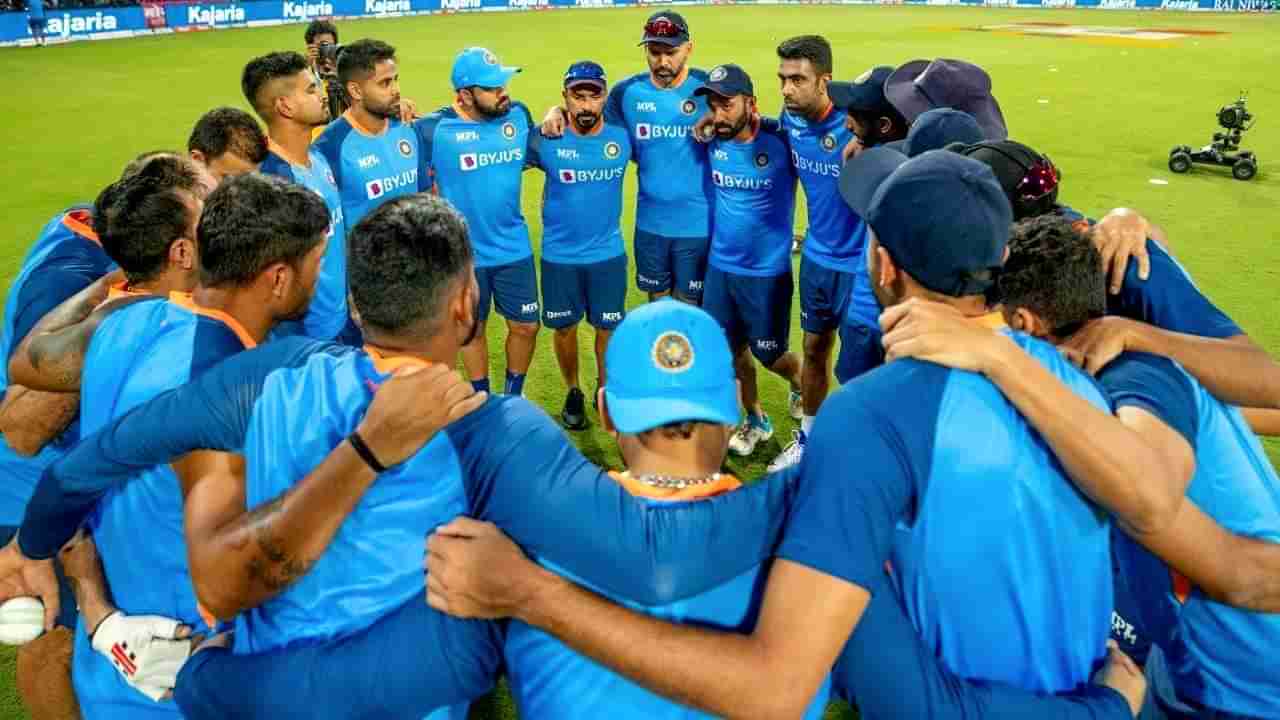 T20 World Cup 2022: ಟೀಮ್ ಇಂಡಿಯಾಗೆ ಮತ್ತೊಂದು ಆಘಾತ: ಇಬ್ಬರು ಆಟಗಾರರಿಗೆ ವೀಸಾ ಸಮಸ್ಯೆ