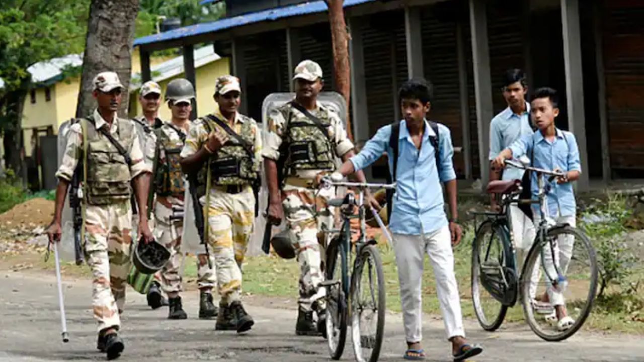 Assam: ಪಶ್ಚಿಮ ಕರ್ಬಿ ಆಂಗ್ಲಾಂಗ್ನಿಂದ ಸಶಸ್ತ್ರ ಪಡೆಗಳ ವಿಶೇಷ ಅಧಿಕಾರ ಹಿಂಪಡೆದ ಅಸ್ಸಾಂ ಸರ್ಕಾರ Assam: ಪಶ್ಚಿಮ ಕರ್ಬಿ ಆಂಗ್ಲಾಂಗ್ನಿಂದ ಸಶಸ್ತ್ರ ಪಡೆಗಳ ವಿಶೇಷ ಅಧಿಕಾರ ಹಿಂಪಡೆದ ಅಸ್ಸಾಂ ಸರ್ಕಾರ