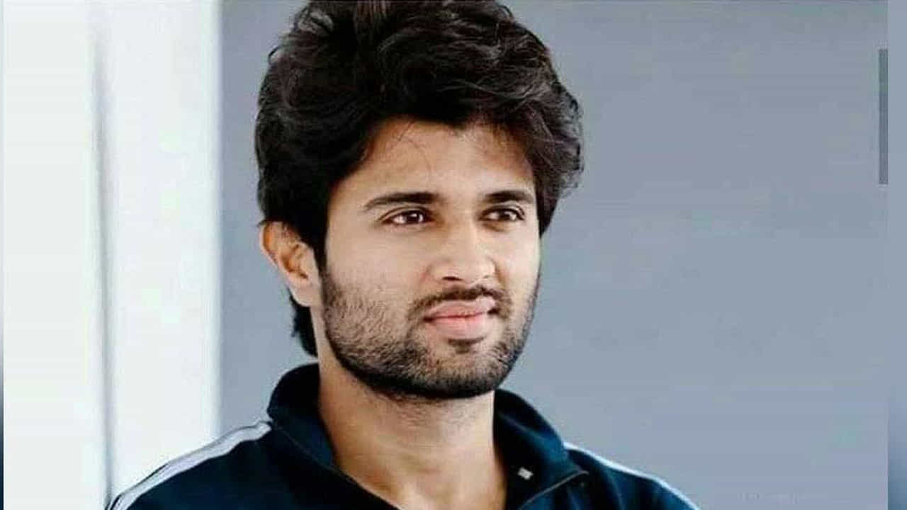 ‘ಲೈಗರ್’ ಚಿತ್ರದಿಂದ ವಿಜಯ್ ದೇವರಕೊಂಡಗೆ ಆಯ್ತು ದೊಡ್ಡ ನಷ್ಟ; ಅವರು ಅನುಭವಿಸುತ್ತಿರುವ ಕಷ್ಟಗಳೇನು? ‘ಲೈಗರ್’ ಚಿತ್ರದಿಂದ ವಿಜಯ್ ದೇವರಕೊಂಡಗೆ ಆಯ್ತು ದೊಡ್ಡ ನಷ್ಟ; ಅವರು ಅನುಭವಿಸುತ್ತಿರುವ ಕಷ್ಟಗಳೇನು?