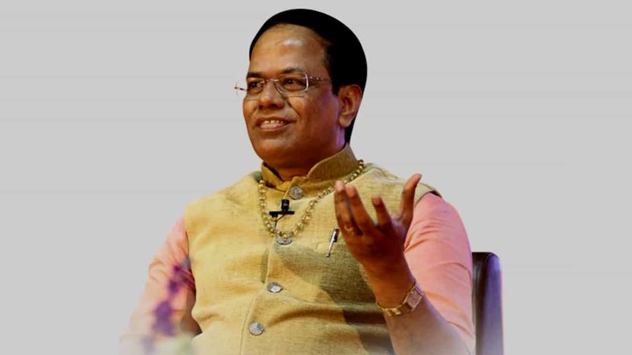 ಕಷ್ಟಪಟ್ಟು ದುಡಿದವರು ನಾವು! ಕಂಪನಿಯೊಳಕ್ಕೆ ಅಣ್ಣನ ಮಕ್ಕಳನ್ನು ಬಿಟ್ಟುಕೊಂಡಿದ್ದಕ್ಕೆ ಗುರೂಜಿಯ ಕೊಲೆ ಮಾಡಿದೆವು -ಸರಳವಾಸ್ತು ಗುರೂಜಿ ಹಂತಕರು ಕಷ್ಟಪಟ್ಟು ದುಡಿದವರು ನಾವು! ಕಂಪನಿಯೊಳಕ್ಕೆ ಅಣ್ಣನ ಮಕ್ಕಳನ್ನು ಬಿಟ್ಟುಕೊಂಡಿದ್ದಕ್ಕೆ ಗುರೂಜಿಯ ಕೊಲೆ ಮಾಡಿದೆವು -ಸರಳವಾಸ್ತು ಗುರೂಜಿ ಹಂತಕರು