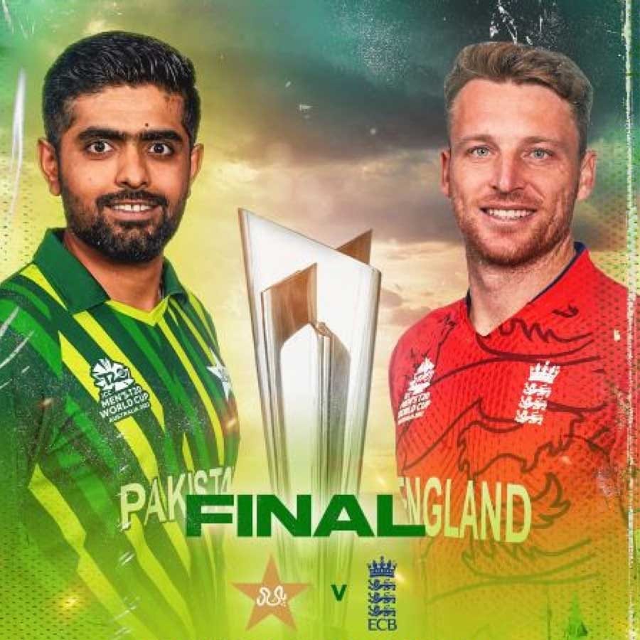 ಐಸಿಸಿ ಟಿ20 ವಿಶ್ವಕಪ್ 2022 ಟೂರ್ನಿ ಅಂತಿಮ ಹಂತಕ್ಕೆ ಬಂದಿದೆ. ಭಾನುವಾರ ಬಾಬರ್ ಅಜಮ್ ನಾಯಕತ್ವದ ಪಾಕಿಸ್ತಾನ ಹಾಗೂ ಜೋಸ್ ಬಟ್ಲರ್ ನೇತೃತ್ವದ ಇಂಗ್ಲೆಂಡ್ ತಂಡಗಳ ನಡುವೆ ಫೈನಲ್ ಕದನ ನಡೆಯಲಿದ್ದು ಗೆದ್ದ ತಂಡ ಪ್ರಶಸ್ತಿಗೆ ಮುತ್ತಿಕ್ಕಲಿದೆ. ಸೆಮಿ ಫೈನಲ್ನಲ್ಲಿ ಪಾಕ್ ನ್ಯೂಜಿಲೆಂಡ್ ಅನ್ನು ಸೋಲಿಸಿ ಹಾಗೂ ಇಂಗ್ಲೆಂಡ್ ಭಾರತವನ್ನು ಸೋಲಿಸಿ ಫೈನಲ್ಗೆ ಪ್ರವೇಶ ಪಡೆದಿತ್ತು.