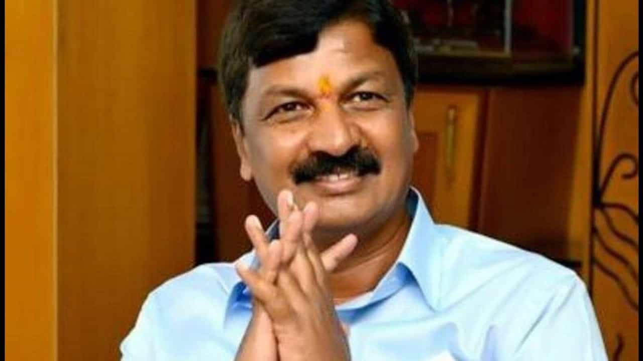 2023ರ ವಿಧಾನಸಭೆ, 2024ರ ಲೋಕಸಭೆ ಚುನಾವಣೆಯಲ್ಲಿ ನಾನು ಮೇನ್ ಲೀಡರ್ ಆಗಿರುತ್ತೇನೆ: ರಮೇಶ್ ಜಾರಕಿಹೊಳಿ ಅಚ್ಚರಿ ಹೇಳಿಕೆ 2023ರ ವಿಧಾನಸಭೆ, 2024ರ ಲೋಕಸಭೆ ಚುನಾವಣೆಯಲ್ಲಿ ನಾನು ಮೇನ್ ಲೀಡರ್ ಆಗಿರುತ್ತೇನೆ: ರಮೇಶ್ ಜಾರಕಿಹೊಳಿ ಅಚ್ಚರಿ ಹೇಳಿಕೆ