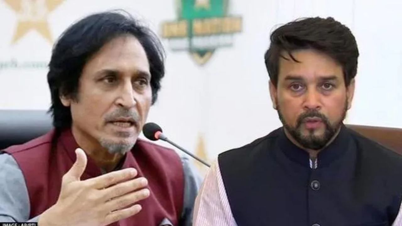 ‘ಸಾಧ್ಯವೇ ಇಲ್ಲ’: ಪಾಕ್ ಬೆದರಿಕೆಗೆ ಮುಟ್ಟಿ ನೋಡಿಕೊಳ್ಳುವಂತಹ ಉತ್ತರ ನೀಡಿದ ಅನುರಾಗ್ ಠಾಕೂರ್ ‘ಸಾಧ್ಯವೇ ಇಲ್ಲ’: ಪಾಕ್ ಬೆದರಿಕೆಗೆ ಮುಟ್ಟಿ ನೋಡಿಕೊಳ್ಳುವಂತಹ ಉತ್ತರ ನೀಡಿದ ಅನುರಾಗ್ ಠಾಕೂರ್