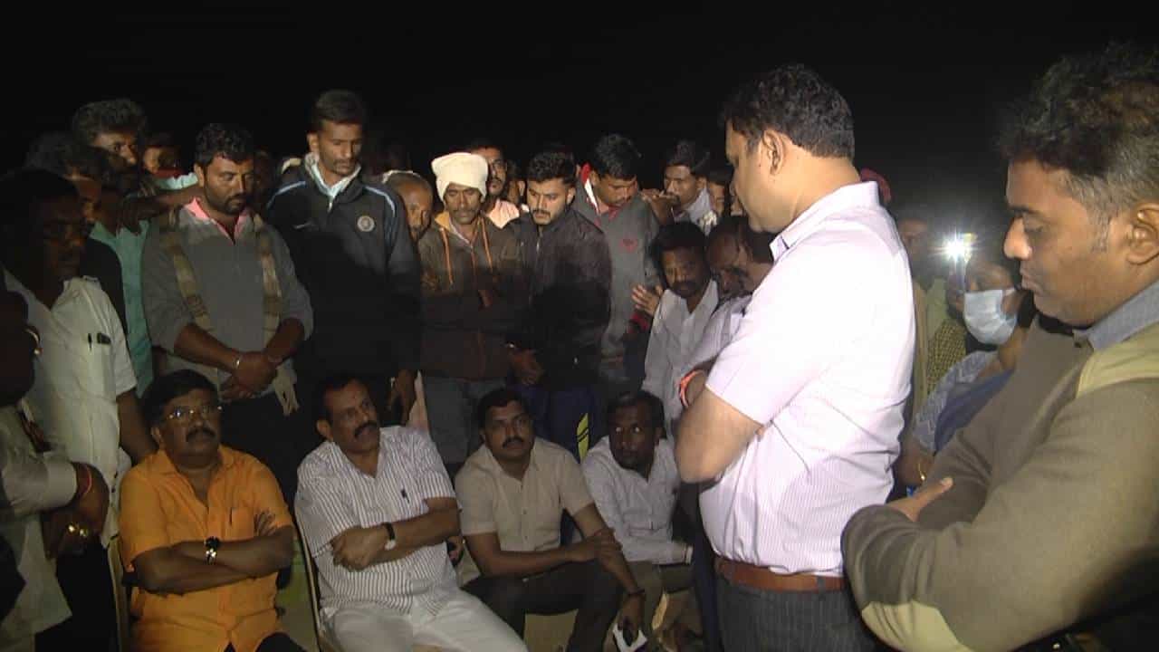 ದೊಡ್ಡಬಳ್ಳಾಪುರ: ಬಿಬಿಎಂಪಿ ಕಸದ ಲಾರಿಗೆ ಇಬ್ಬರ ಸಾವು, ತಲಾ 25 ಲಕ್ಷ ರೂ. ಪರಿಹಾರ ಘೋಷಣೆ ಮಾಡಿದ ಬಿಬಿಎಂಪಿ ದೊಡ್ಡಬಳ್ಳಾಪುರ: ಬಿಬಿಎಂಪಿ ಕಸದ ಲಾರಿಗೆ ಇಬ್ಬರ ಸಾವು, ತಲಾ 25 ಲಕ್ಷ ರೂ. ಪರಿಹಾರ ಘೋಷಣೆ ಮಾಡಿದ ಬಿಬಿಎಂಪಿ