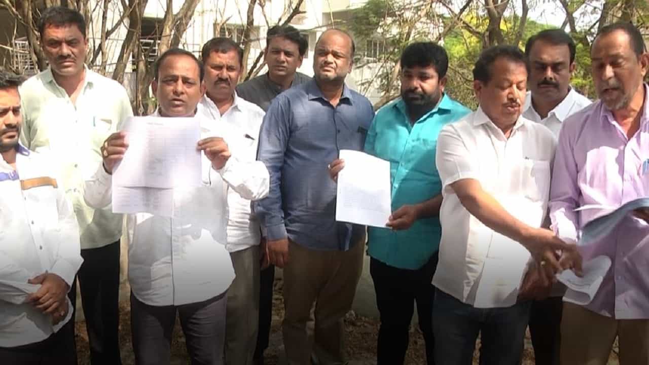 ರಾಜ್ಯ ಸರ್ಕಾರದ ವಿರುದ್ಧ ಮತ್ತೊಂದು ಕಮಿಷನ್ ಆರೋಪ: ಪ್ರಧಾನಿ ಕಚೇರಿ ಕದ ತಟ್ಟುವ ಎಚ್ಚರಿಕೆ ರಾಜ್ಯ ಸರ್ಕಾರದ ವಿರುದ್ಧ ಮತ್ತೊಂದು ಕಮಿಷನ್ ಆರೋಪ: ಪ್ರಧಾನಿ ಕಚೇರಿ ಕದ ತಟ್ಟುವ ಎಚ್ಚರಿಕೆ