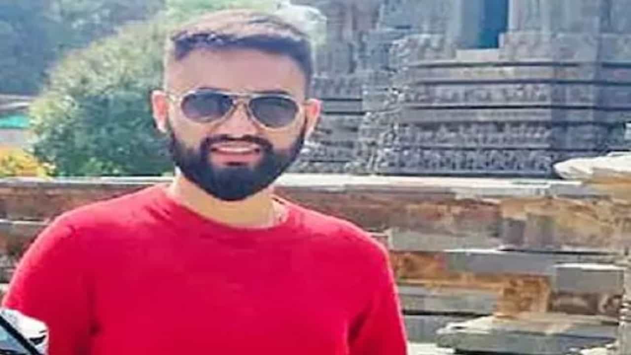 ಕಾಣೆಯಾಗಿದ್ದ ಚಂದ್ರಶೇಖರ್ ಶವವಾಗಿ ಪತ್ತೆ: ಇದೊಂದು ಕೊಲೆ, ನಮಗೆ ಆರಂಭದಿಂದಲೂ ಅನುಮಾನವಿತ್ತು ಎಂದ ದೊಡ್ಡಪ್ಪ ಕಾಣೆಯಾಗಿದ್ದ ಚಂದ್ರಶೇಖರ್ ಶವವಾಗಿ ಪತ್ತೆ: ಇದೊಂದು ಕೊಲೆ, ನಮಗೆ ಆರಂಭದಿಂದಲೂ ಅನುಮಾನವಿತ್ತು ಎಂದ ದೊಡ್ಡಪ್ಪ