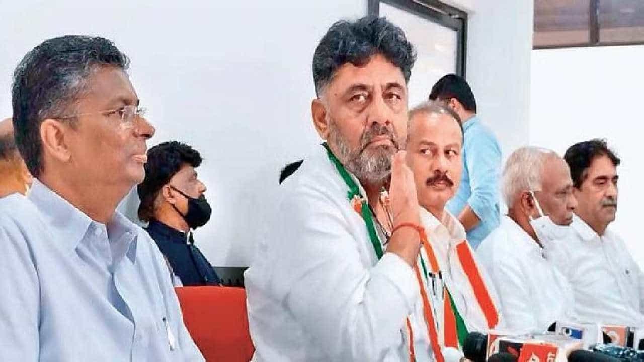 ಸತೀಶ್ ಜಾರಕಿಹೊಳಿ ಹಿಂದೂ ಧರ್ಮದ ಬಗ್ಗೆ ಮಾತನಾಡಿದ್ದು ತಪ್ಪು; ಕೂಡಲೇ ಹಿಂಪಡೆಯಬೇಕು: ಡಿಕೆ ಶಿವಕುಮಾರ ಸತೀಶ್ ಜಾರಕಿಹೊಳಿ ಹಿಂದೂ ಧರ್ಮದ ಬಗ್ಗೆ ಮಾತನಾಡಿದ್ದು ತಪ್ಪು; ಕೂಡಲೇ ಹಿಂಪಡೆಯಬೇಕು: ಡಿಕೆ ಶಿವಕುಮಾರ